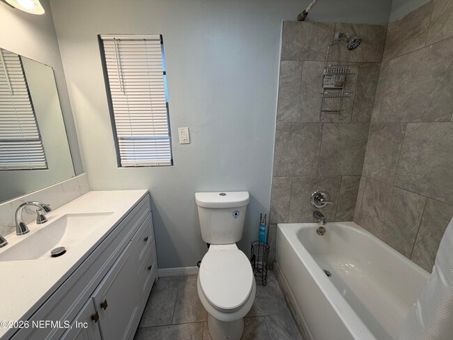 Building Photo - 6023 Edgefield Dr