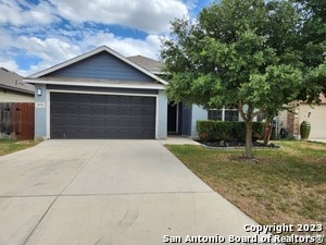 Primary Photo - 1616 Tree Run