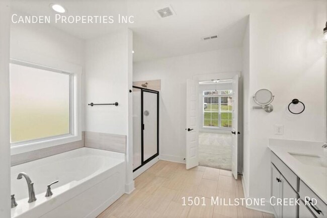 Building Photo - 1501 Millstone Creek Rd