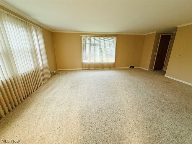 Building Photo - 1602 Logan Ave NW