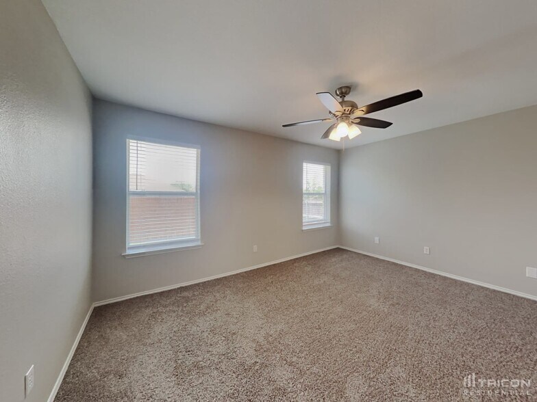 Building Photo - 1106 Sage Brush Tr