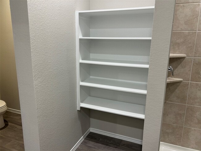 Building Photo - 40434 Gdn Hts Ln