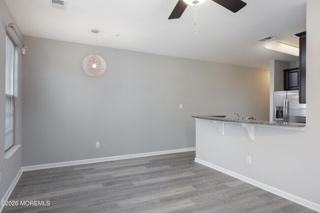 Building Photo - 43 Jake Dr