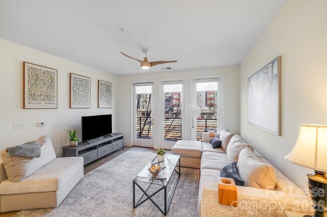 Building Photo - 3000 South Blvd