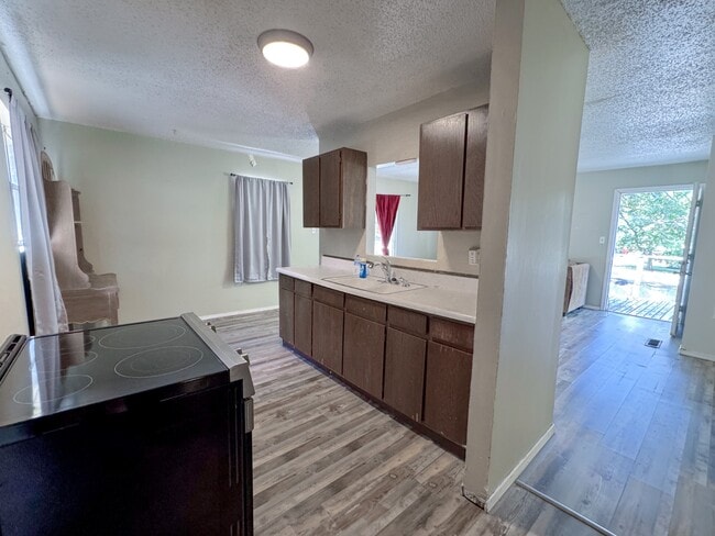 Building Photo - 175 Deer Creek Rd