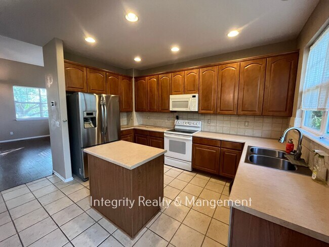 Building Photo - 9262 Melborne Ct