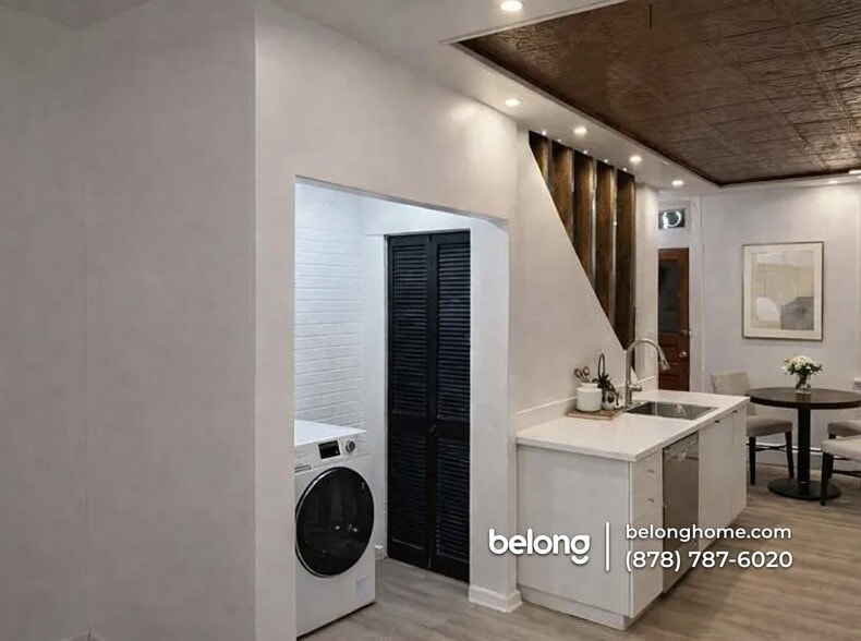 Building Photo - 179 S 17th St