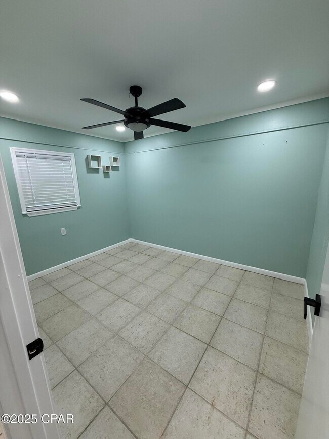 Building Photo - 7300 Sunset Ave