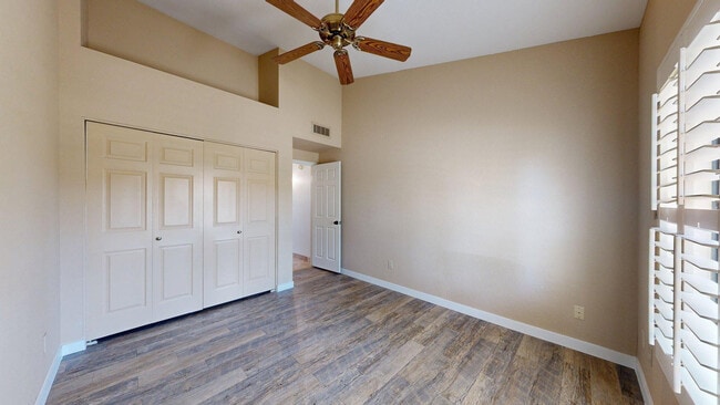 Building Photo - 10575 E Mission Ln