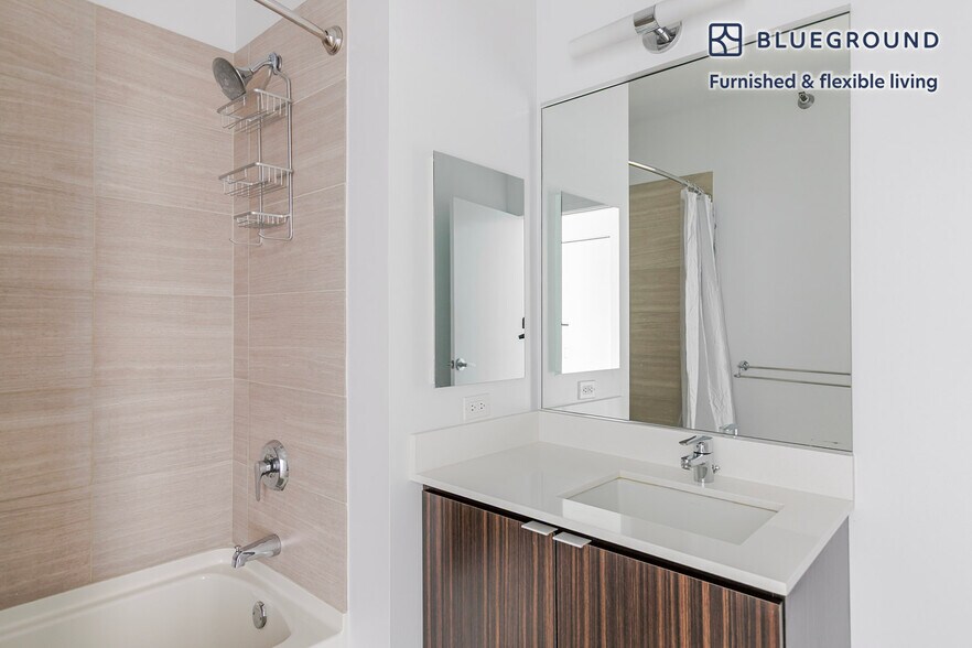 Building Photo - 201 N Garland Ct