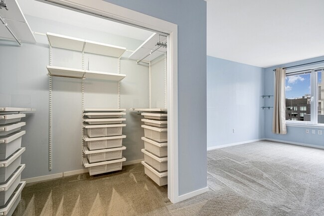 Building Photo - 2721 1st Ave