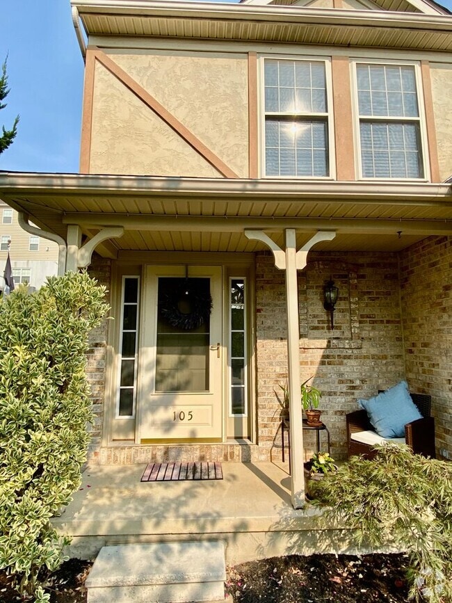 Building Photo - Picturesque Townhome in Ephrata