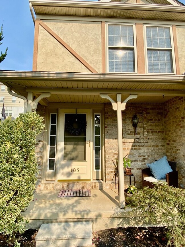 Primary Photo - Picturesque Townhome in Ephrata