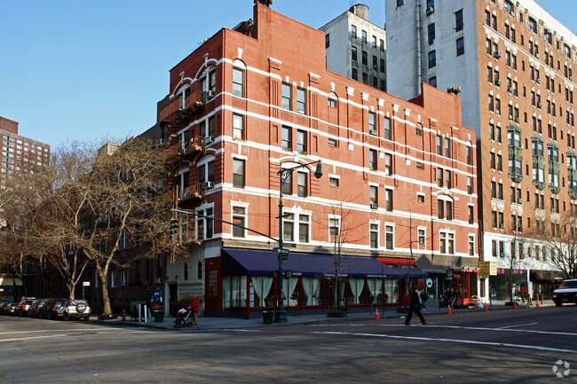 Primary Photo - 200-208 Columbus Ave