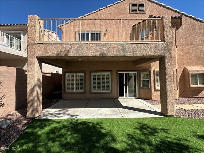 Building Photo - 11233 Playa Caribe Ave