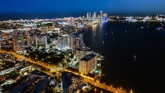 Building Photo - 5 Island Ave