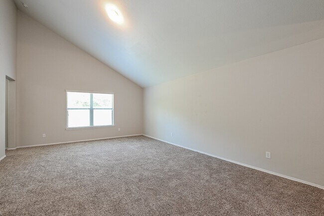 Building Photo - 20327 Louetta Reach Dr