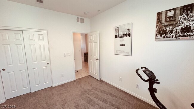 Building Photo - 623 Sedum Ave.