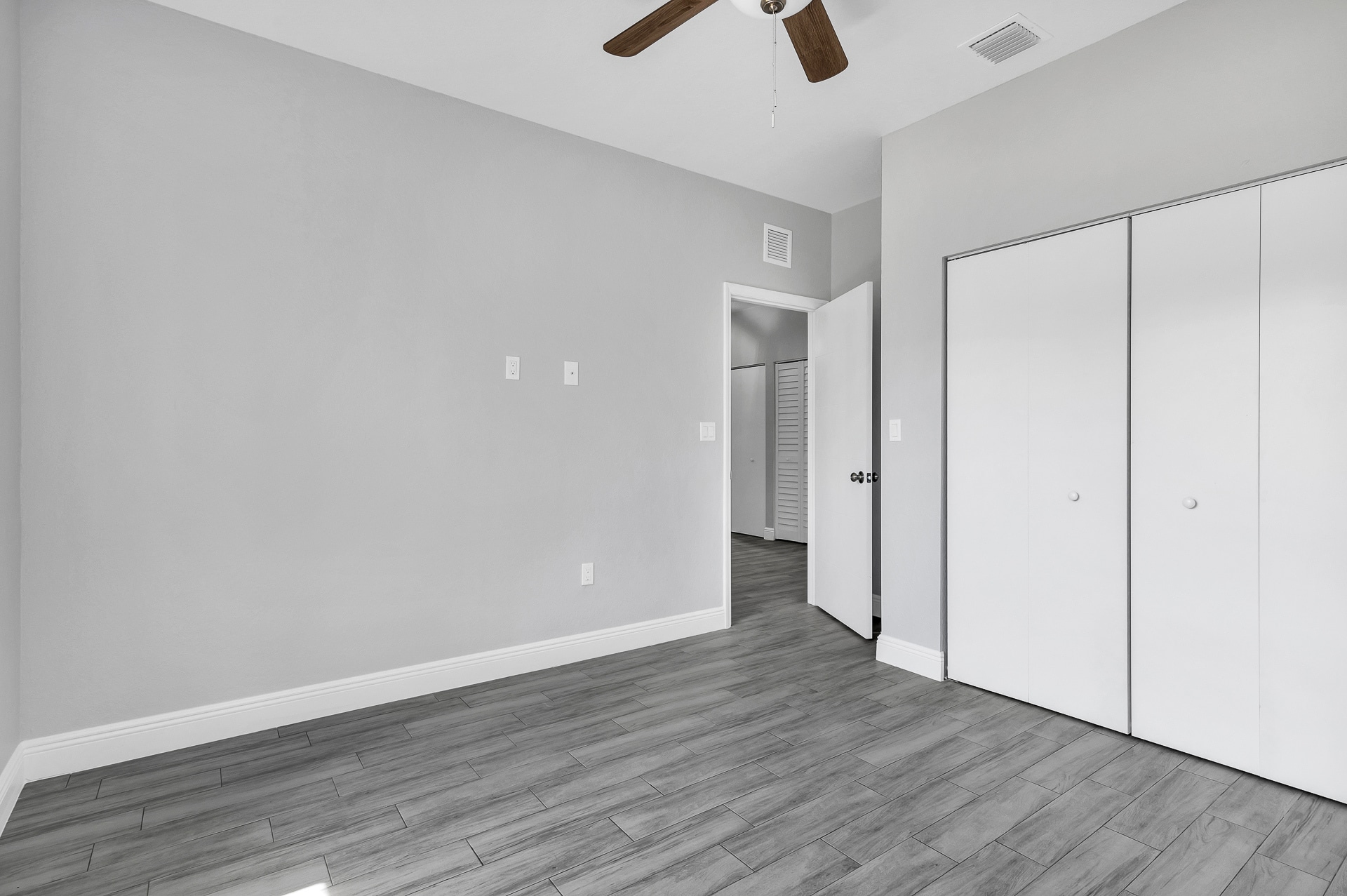 Building Photo - 1515 SW 27th Ct