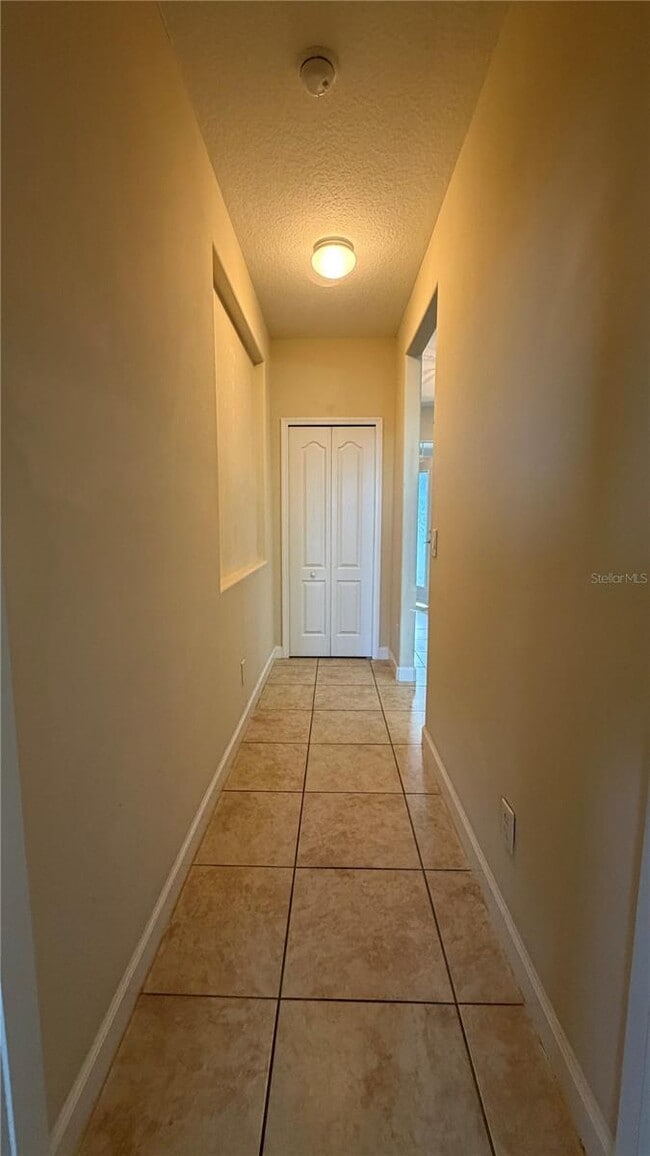 Building Photo - 1020 Glenraven Ln