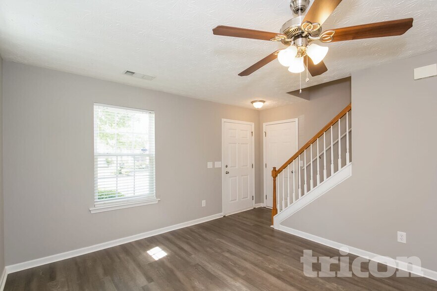 Building Photo - 130 Silver Fox Trail