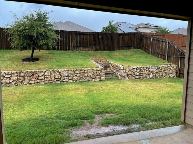 Building Photo - 2300 Sable Wood Dr