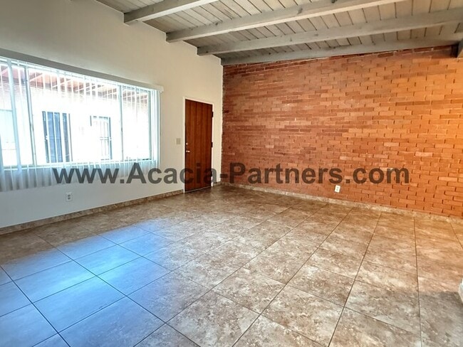 Building Photo - Beautiful Two Bedroom with Storage