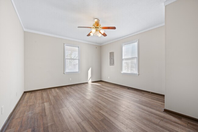 Building Photo - 1015 Cabell St