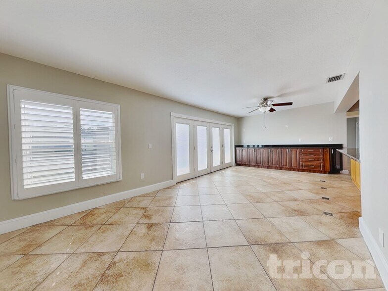 Building Photo - 507 Edmonton Ct