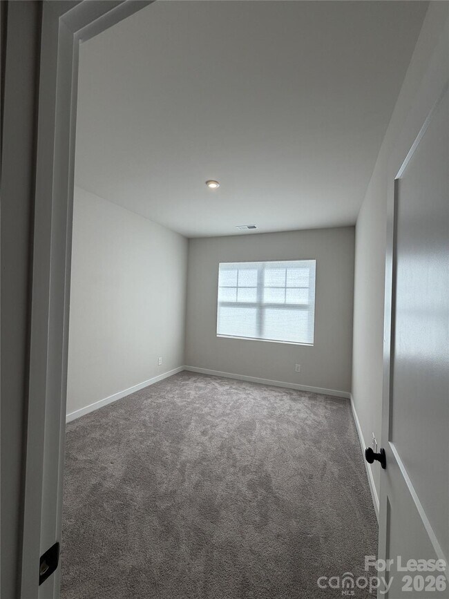 Building Photo - 3340 Finchborough Ct