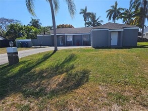 Building Photo - 15250 SW 154th Ave