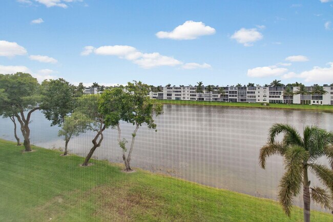 Building Photo - 4003 Wolverton E