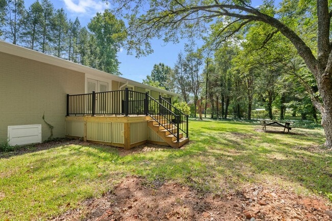 Building Photo - Charming, Newly Remodeled 3 BR, 1.5 BA Home with Fenced Yard on Large Private Lot