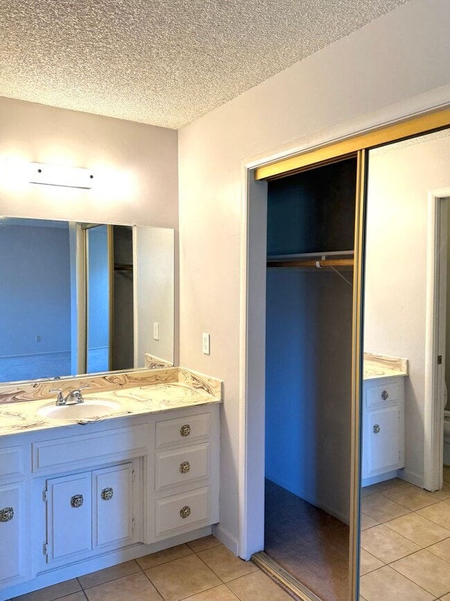 Building Photo - Beautiful Corner Lot in Pocket Area! Please review entire ad.