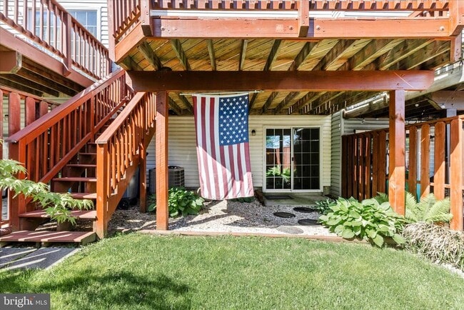 Building Photo - 5621 Queen Anne Ct