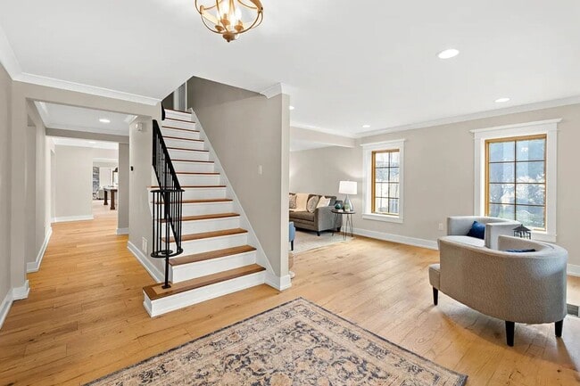 Building Photo - 5 Bed 5 Bath Single Family Home in Edgeworth