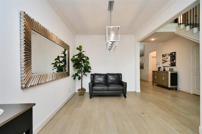 Building Photo - 8922 Stanley Oak Dr