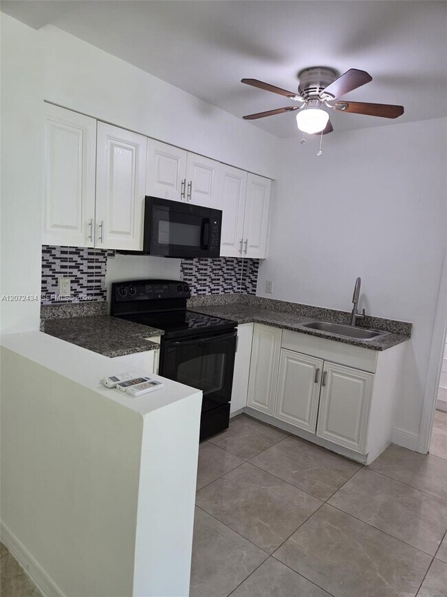 Building Photo - 4381 Purdy Ln
