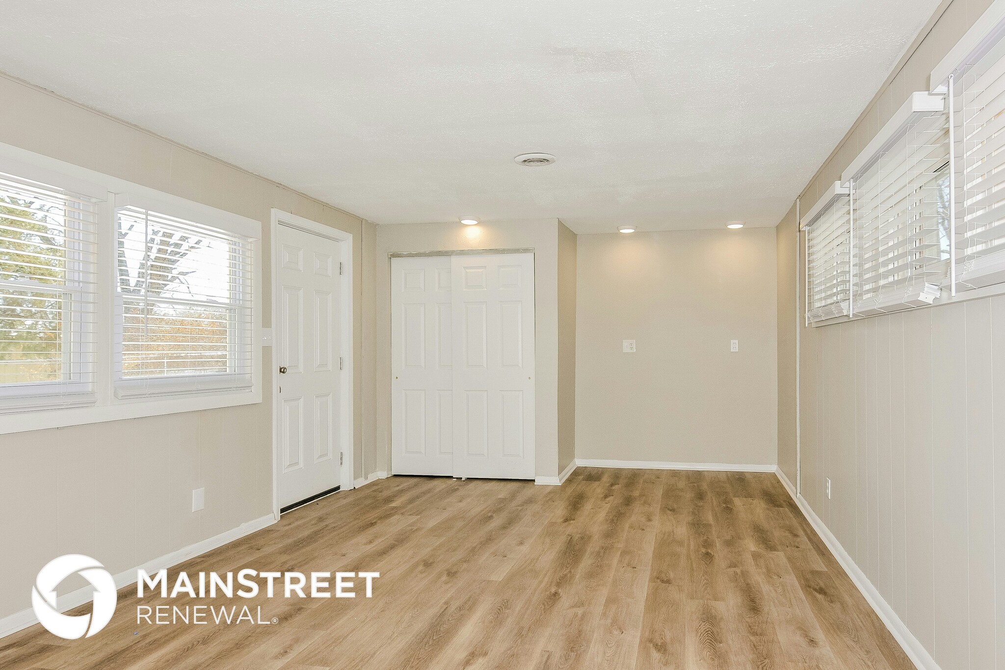 Building Photo - 8412 Chalons Ct