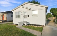 Building Photo - 3 Bedroom Ranch with Hardwood Floors, Eat-In Kitchen, Full Basement & All Appliances!