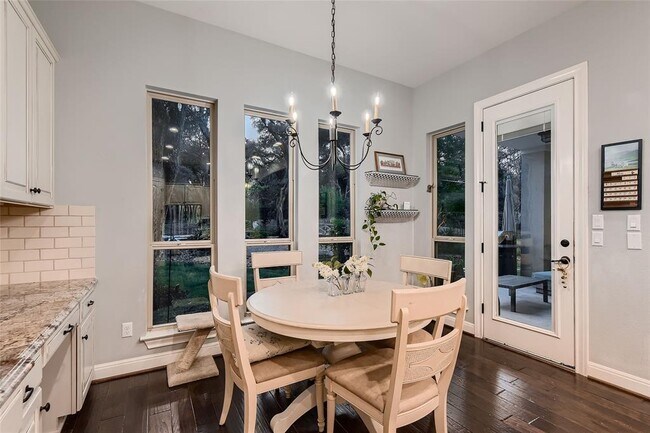Building Photo - 2516 Arion Cir