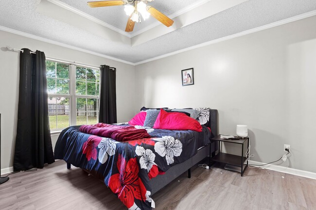 Building Photo - Charming Brick Single Family Home in Hinesville For Lease!