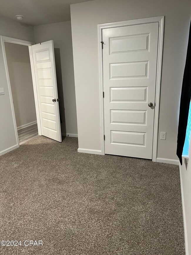 Building Photo - 6420 Slabinski Ln