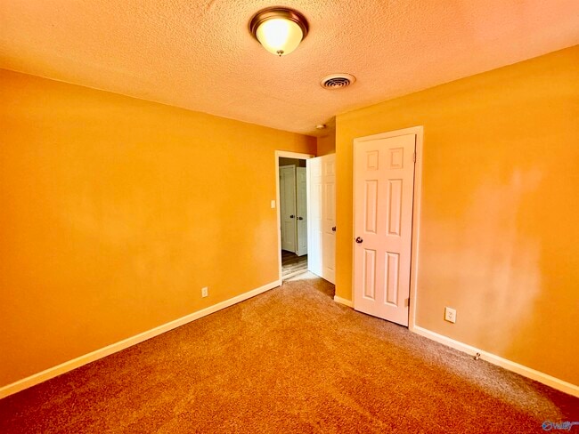 Building Photo - 3508 Spruce Ave SW