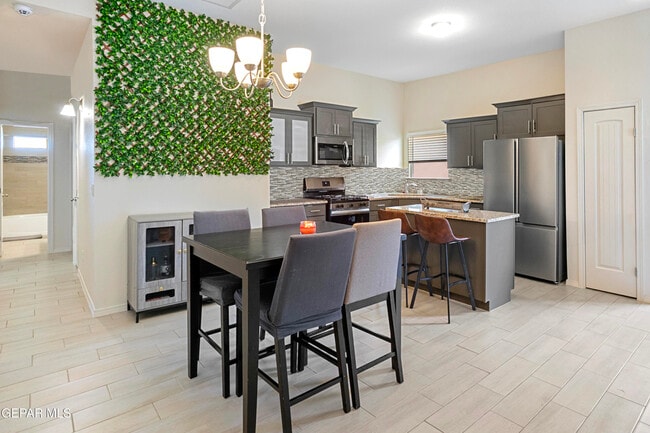 Building Photo - 7445 Norte Mesa Ln