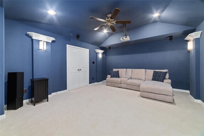 Building Photo - 17402 Hankar Way