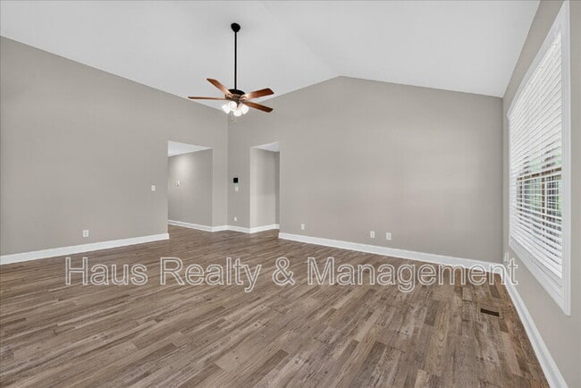 Building Photo - 1280 Cardinal Creek Dr
