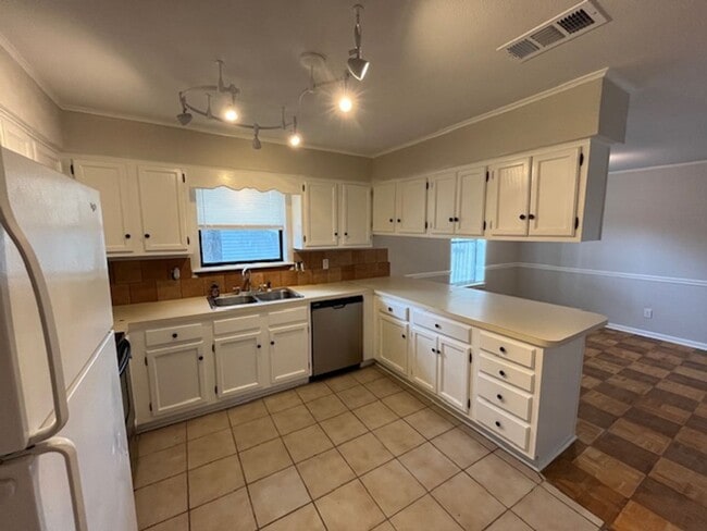 Building Photo - Nice 3 Bedroom 2 Bath house in Maumelle