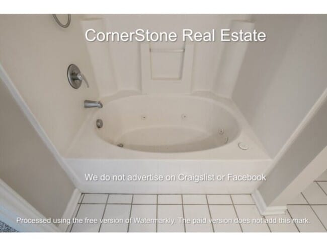 Building Photo - 4050 Bardstown Ct