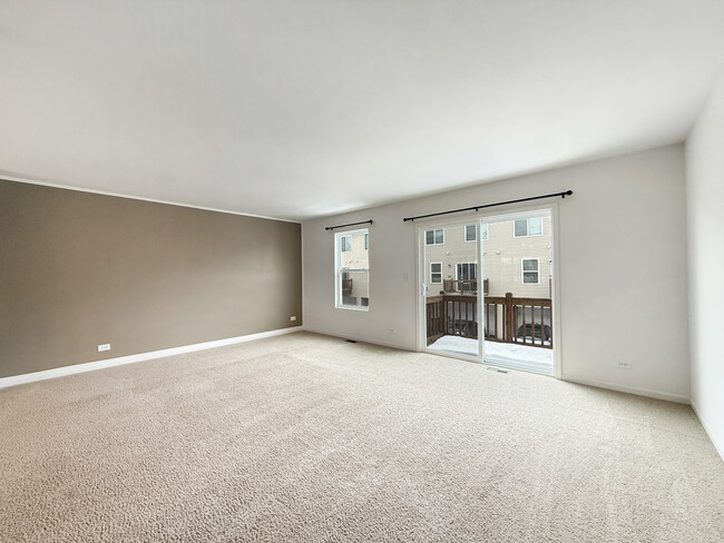 Building Photo - 2385 Upland Rd